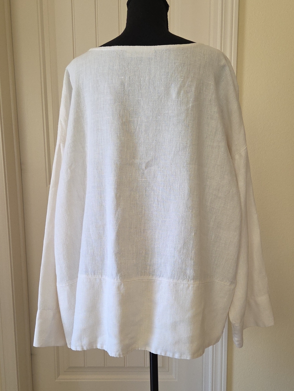 Bryn Walker White Linen Lagenlook Top, Size XXL - Picture 6 of 11